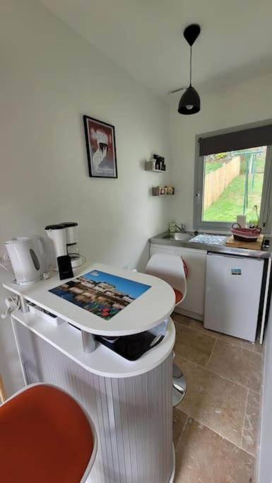 Le Petit Paradis Nazelles-Negron ภายนอก รูปภาพ